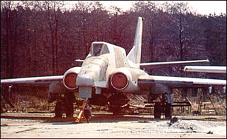 Illustration for article titled Meet The Ilyushin IL-102, The Most Gorgeously Ugly Combat Jet Ever
